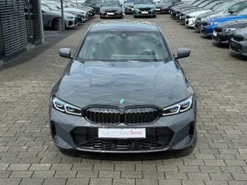 BMW 320d xD M Sport 19  ACC HuD h k  Ambiente StHzg
