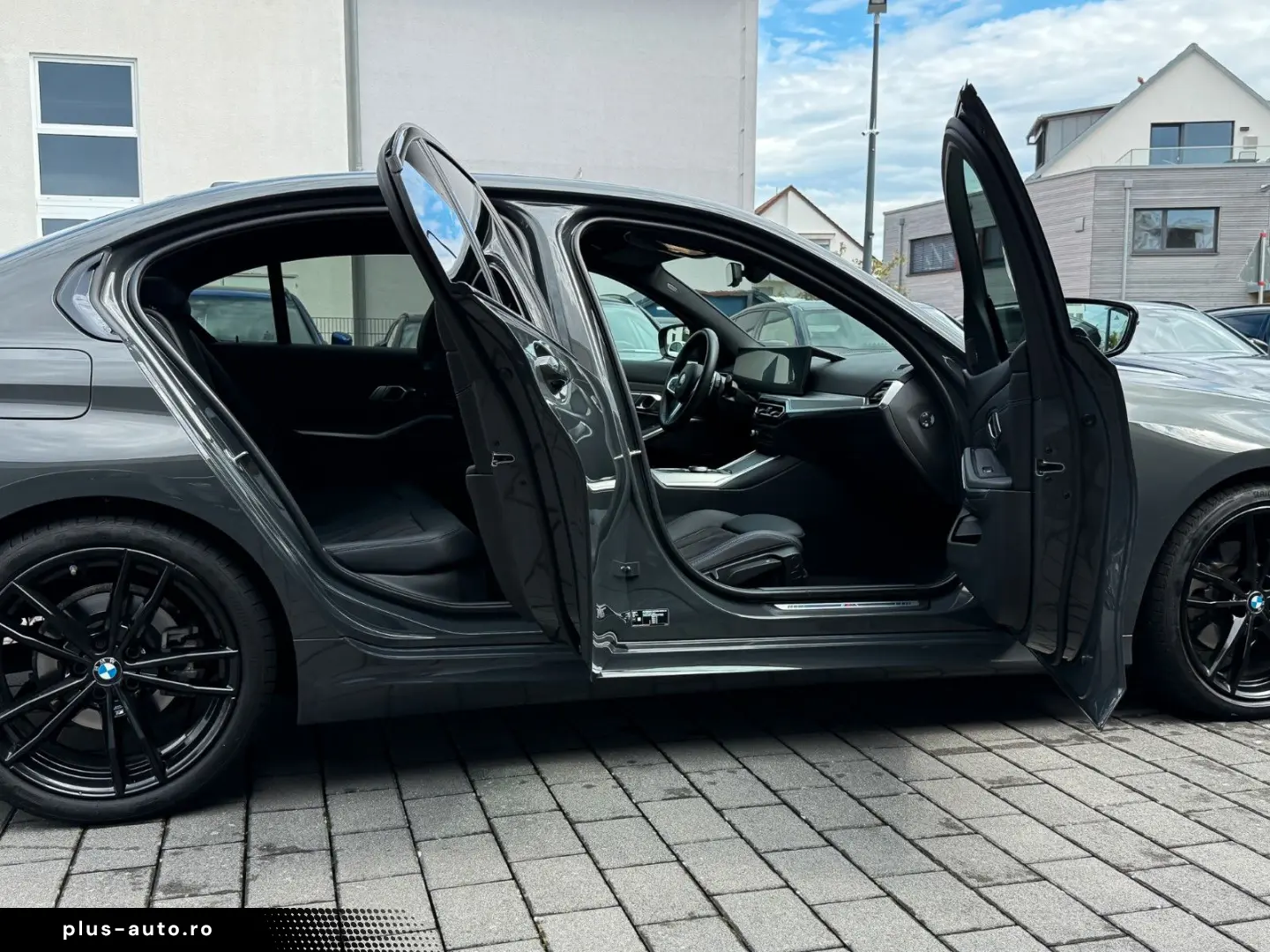 BMW 320d xD M Sport 19  ACC HuD h k  Ambiente StHzg