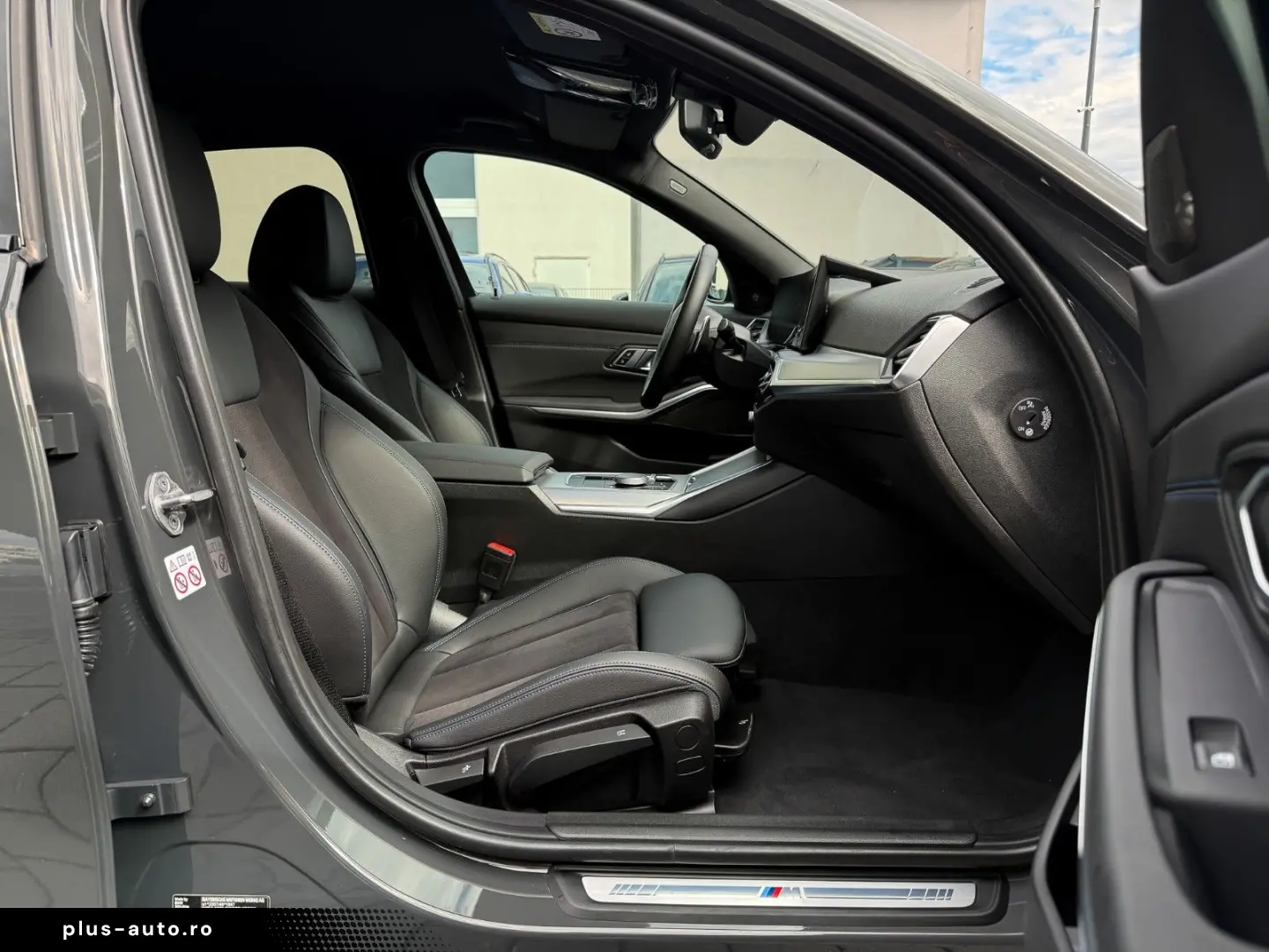 BMW 320d xD M Sport 19  ACC HuD h k  Ambiente StHzg