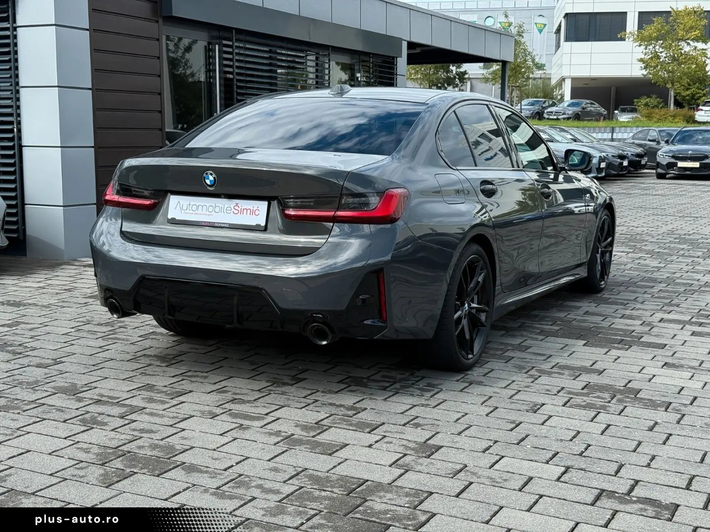 BMW 320d xD M Sport 19  ACC HuD h k  Ambiente StHzg