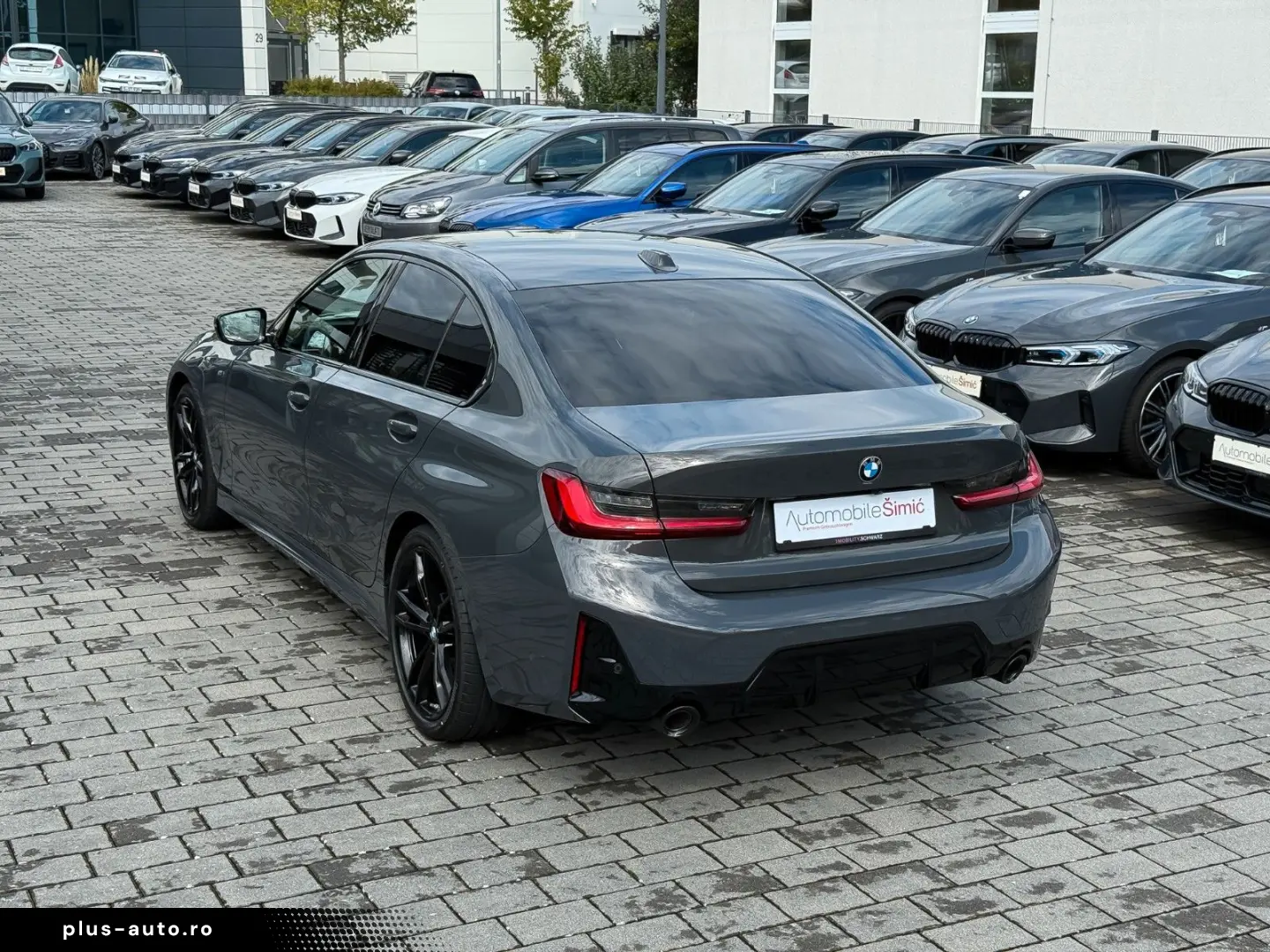 BMW 320d xD M Sport 19  ACC HuD h k  Ambiente StHzg