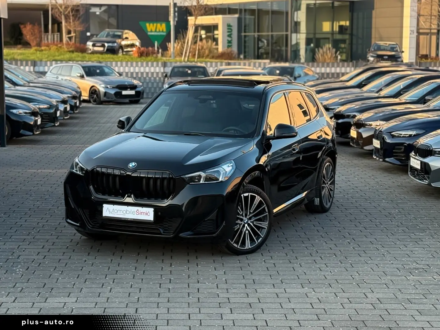 BMW X1 20 d xD M Sport AHK 20  hifi Pano HuD memory