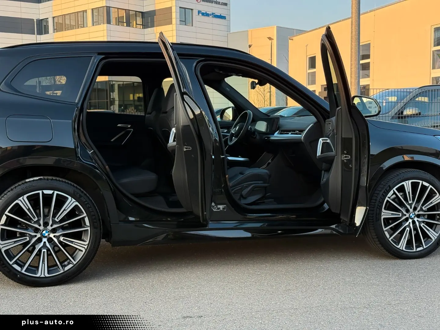BMW X1 20 d xD M Sport AHK 20  hifi Pano HuD memory