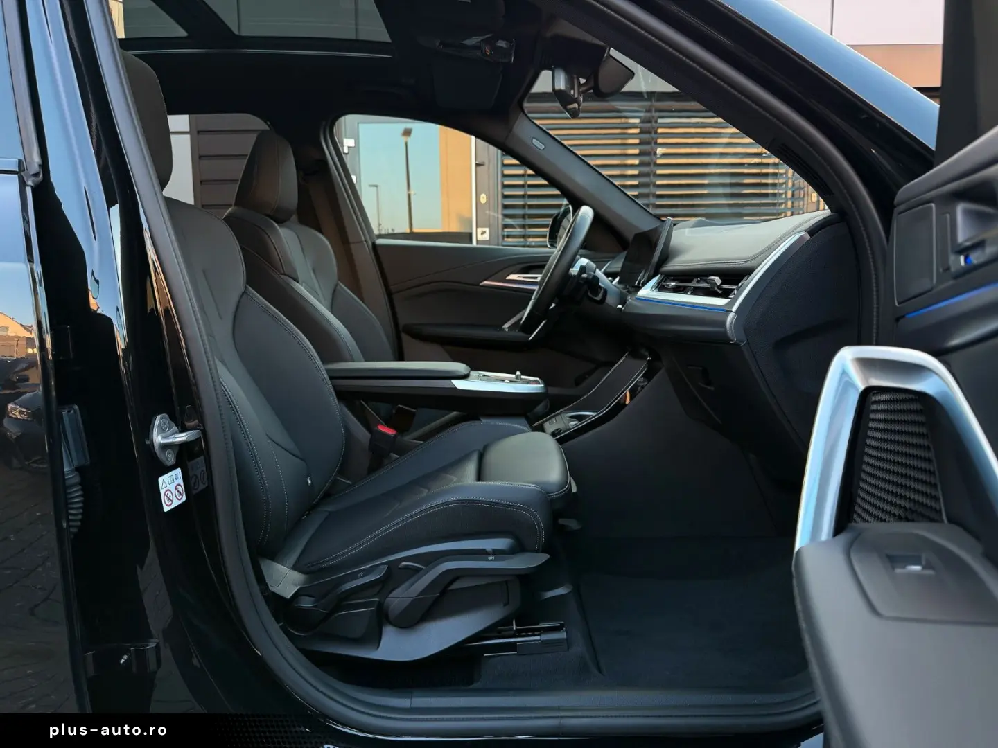 BMW X1 20 d xD M Sport AHK 20  hifi Pano HuD memory