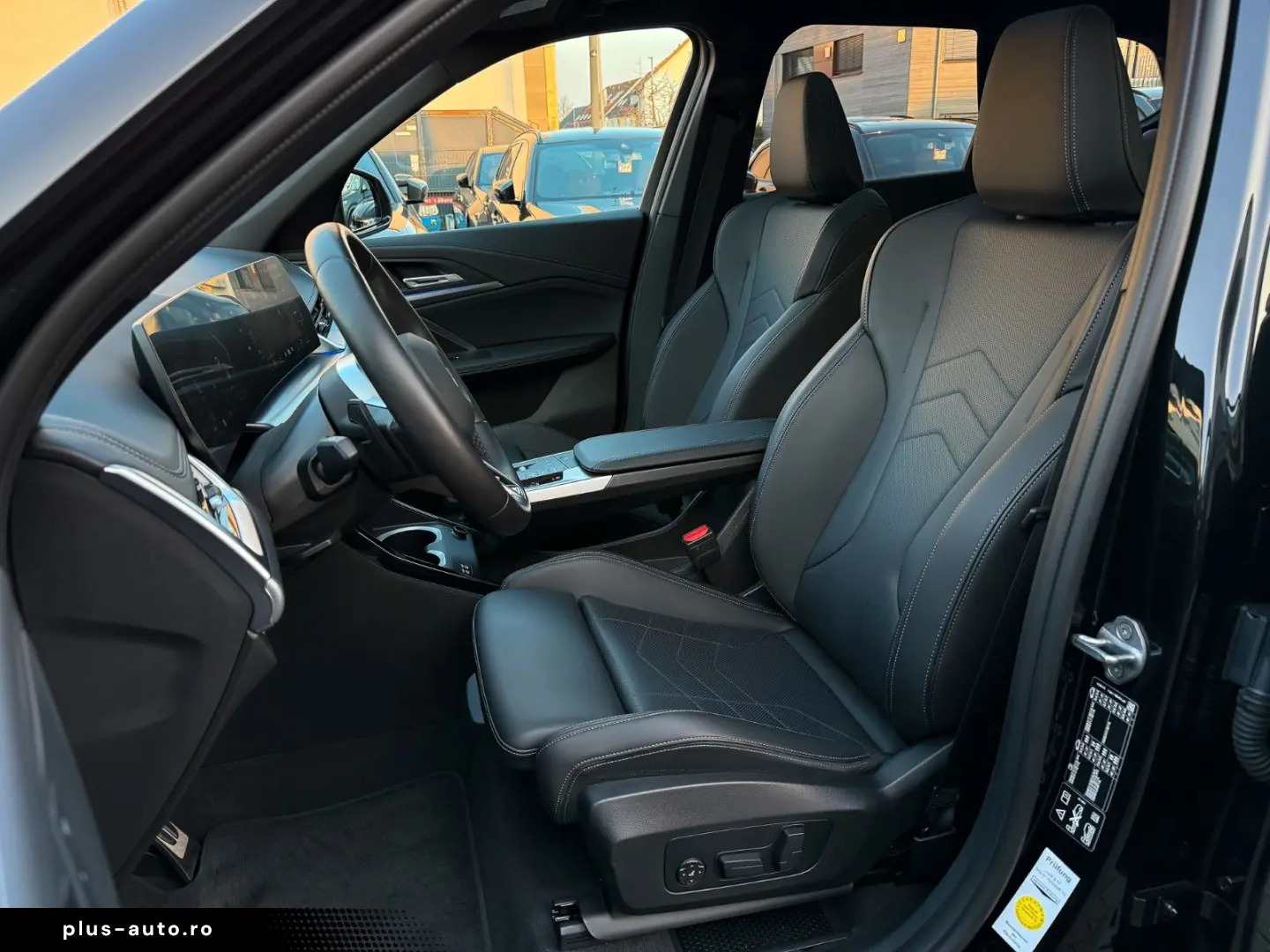 BMW X1 20 d xD M Sport AHK 20  hifi Pano HuD memory