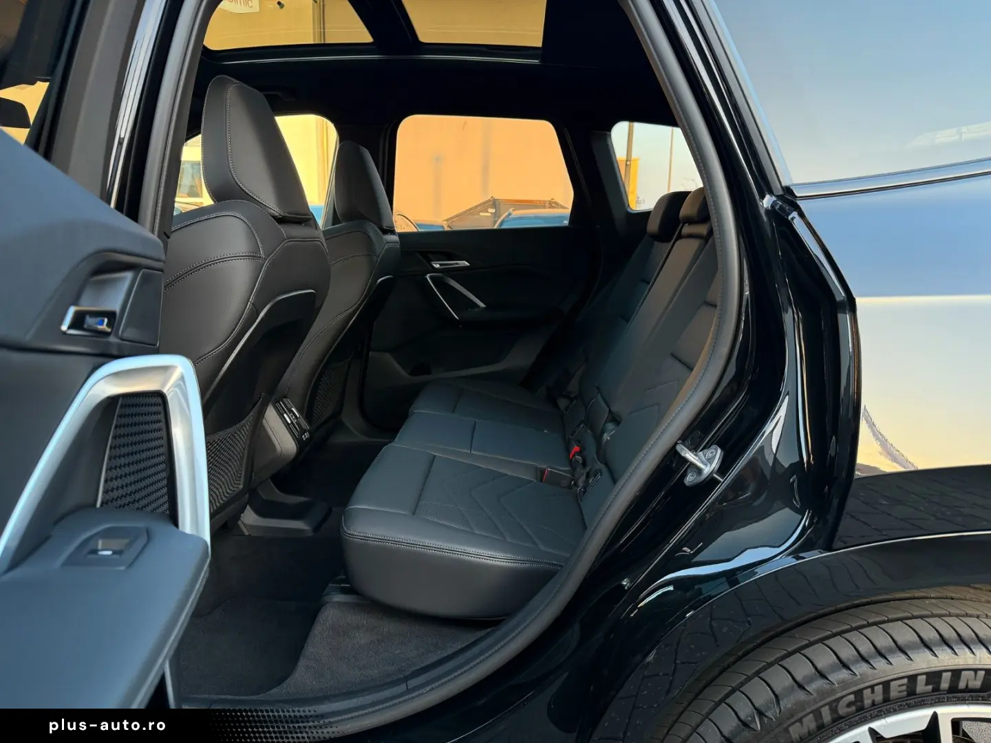 BMW X1 20 d xD M Sport AHK 20  hifi Pano HuD memory