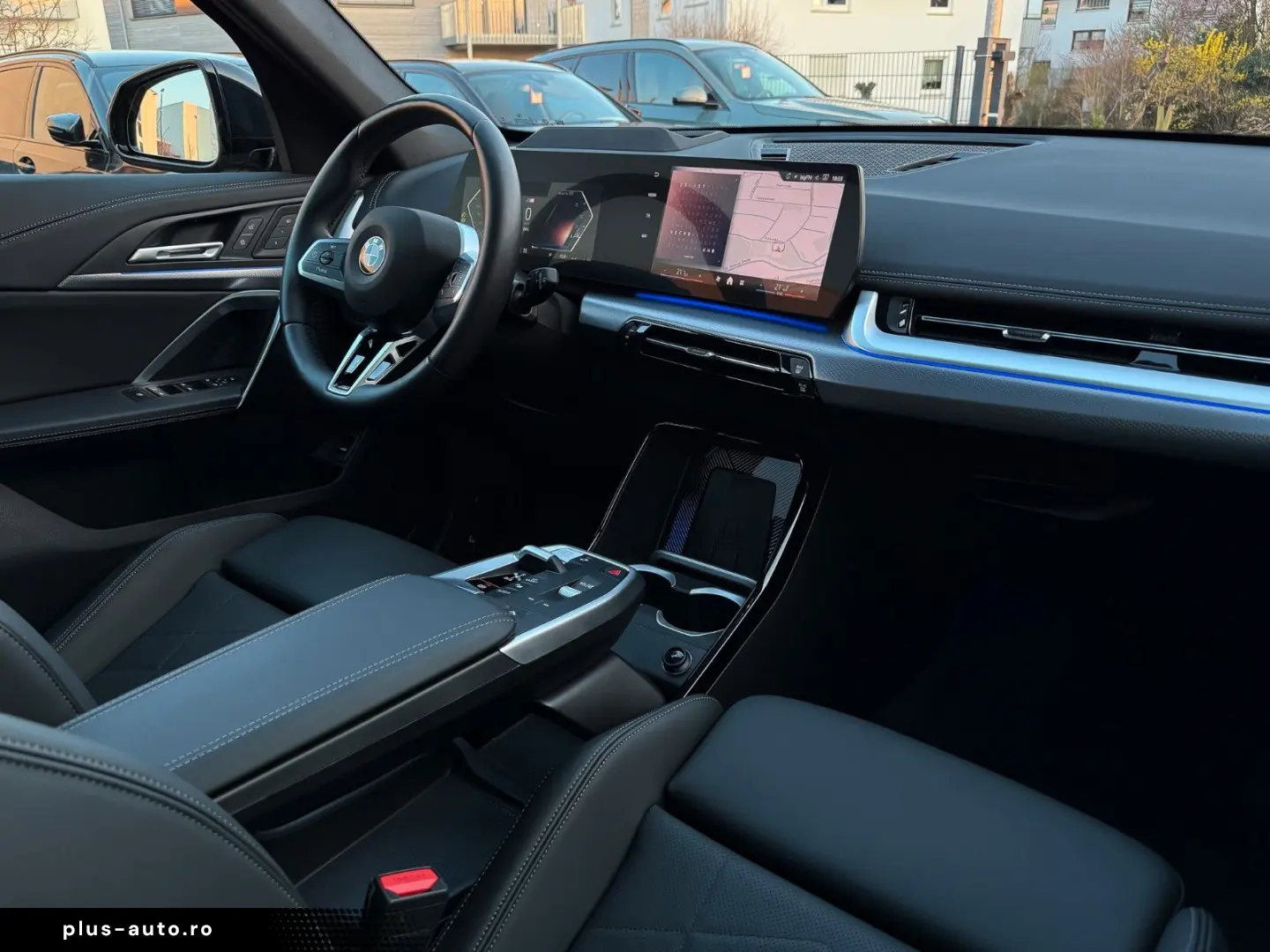 BMW X1 20 d xD M Sport AHK 20  hifi Pano HuD memory