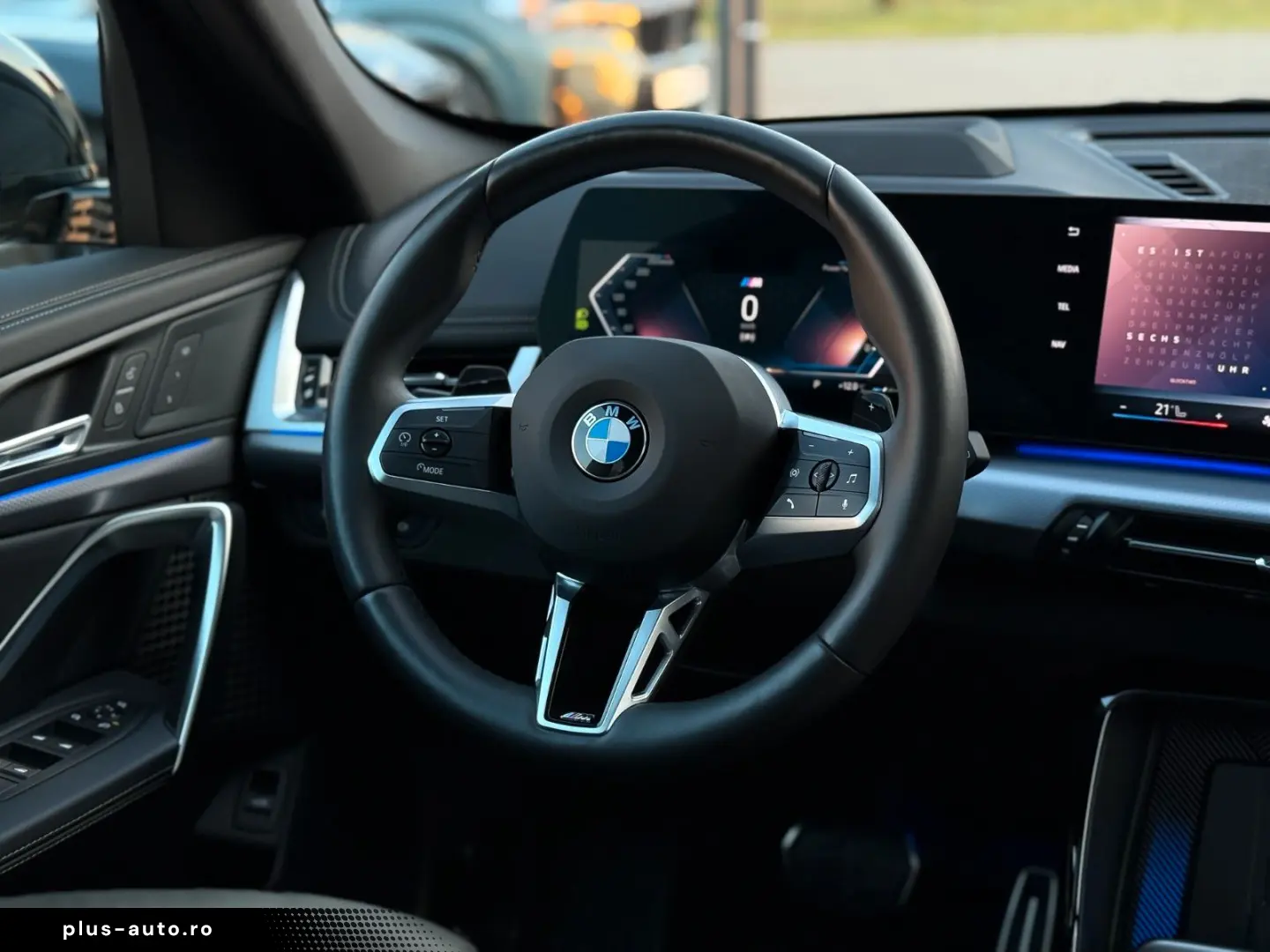 BMW X1 20 d xD M Sport AHK 20  hifi Pano HuD memory