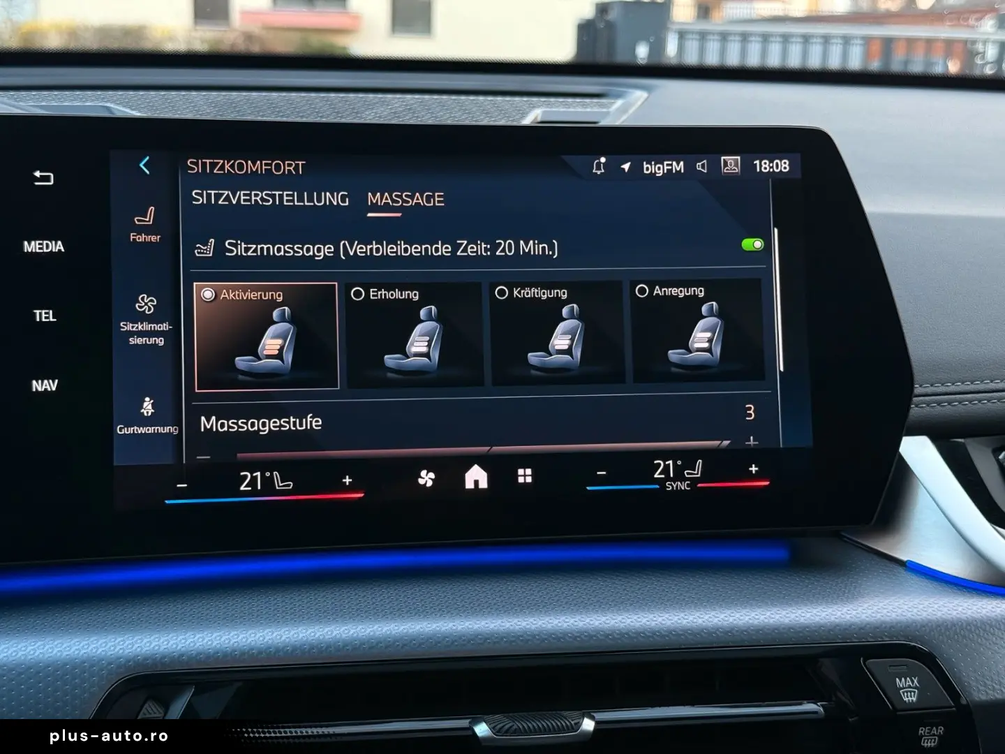 BMW X1 20 d xD M Sport AHK 20  hifi Pano HuD memory