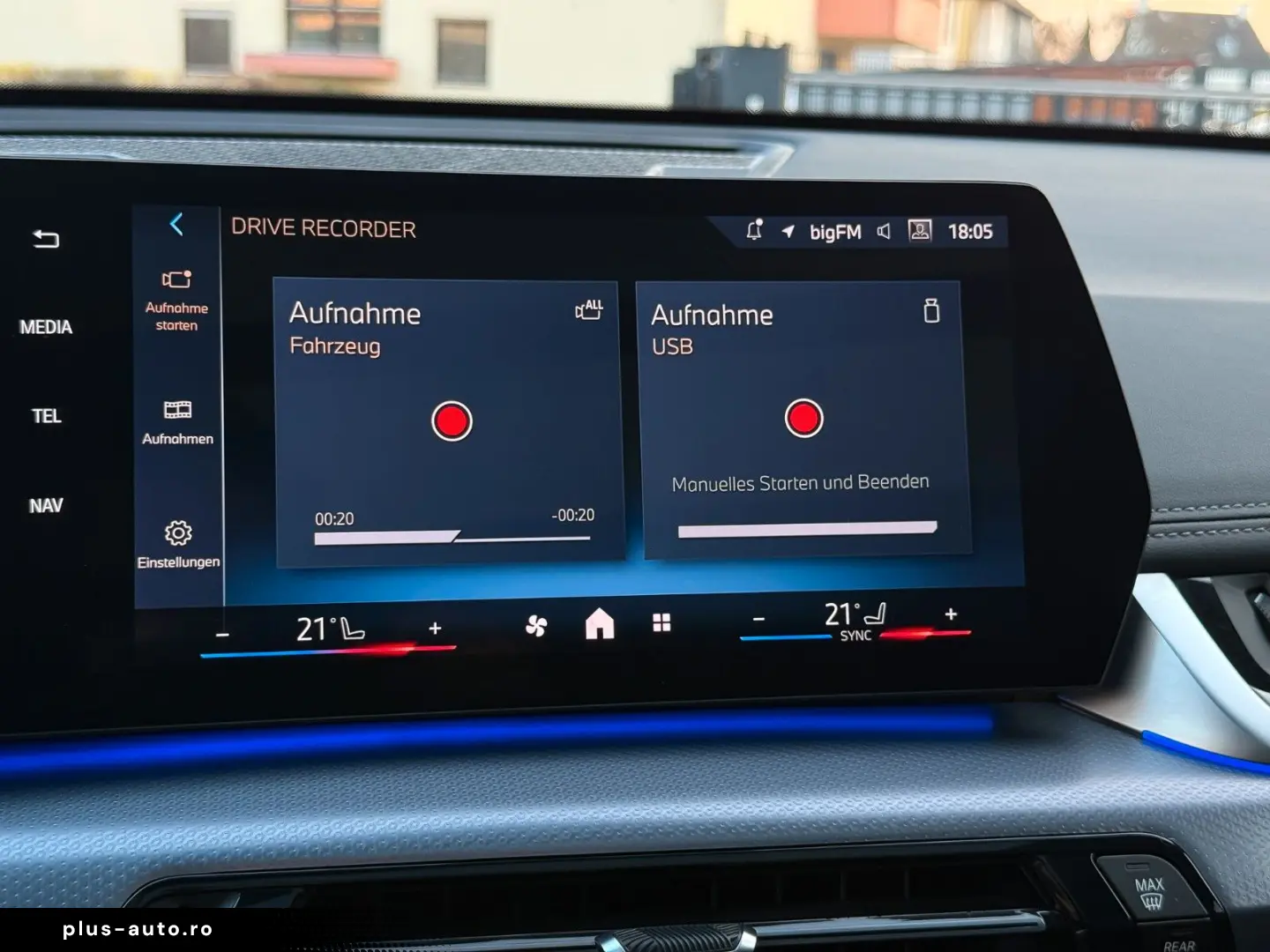 BMW X1 20 d xD M Sport AHK 20  hifi Pano HuD memory