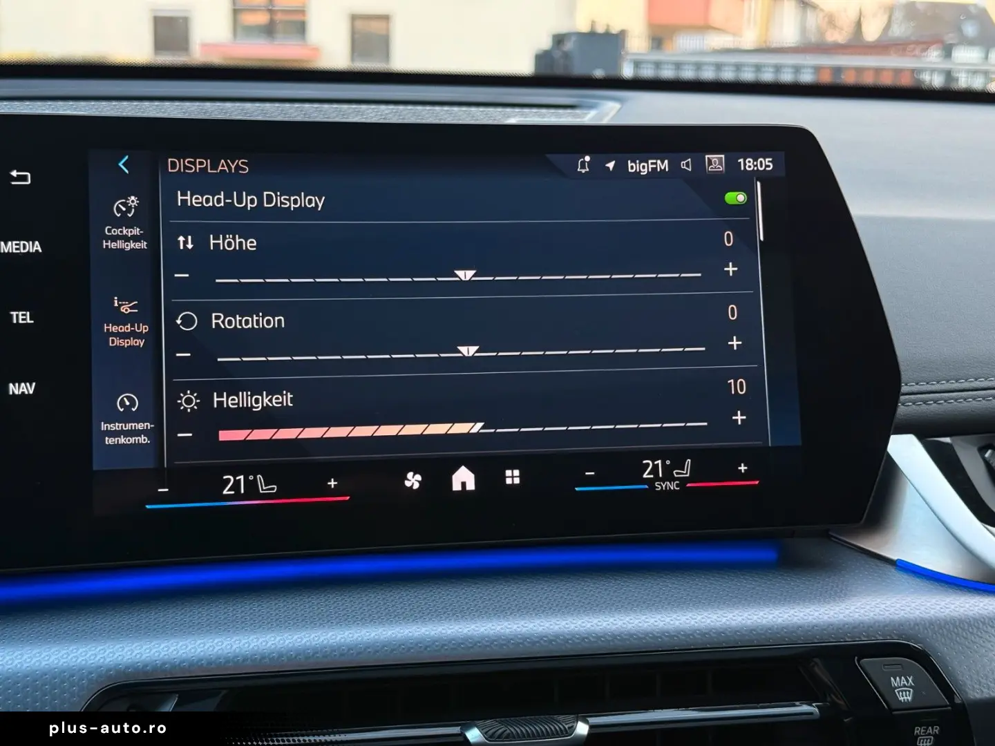 BMW X1 20 d xD M Sport AHK 20  hifi Pano HuD memory