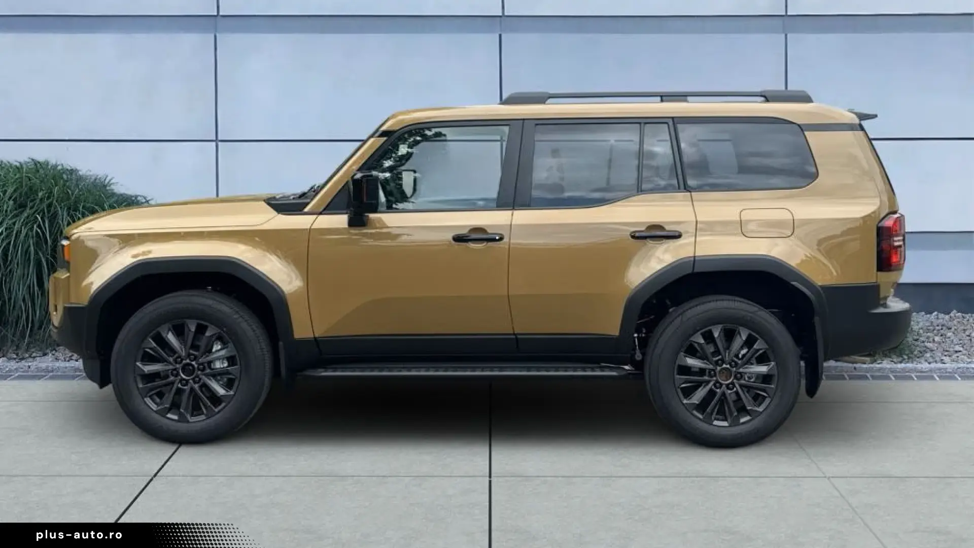 Toyota Land Cruiser 2.8 Mild-Hybrid Lounge Pano