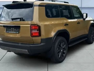 Toyota Land Cruiser 2.8 Mild-Hybrid Lounge Pano