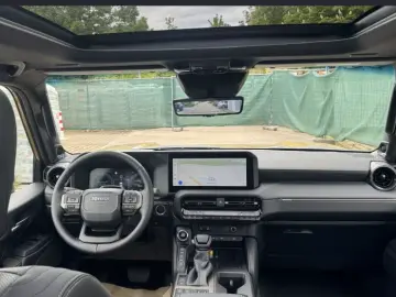 Toyota Land Cruiser 2.8 Mild-Hybrid Lounge Pano
