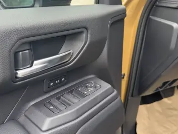 Toyota Land Cruiser 2.8 Mild-Hybrid Lounge Pano