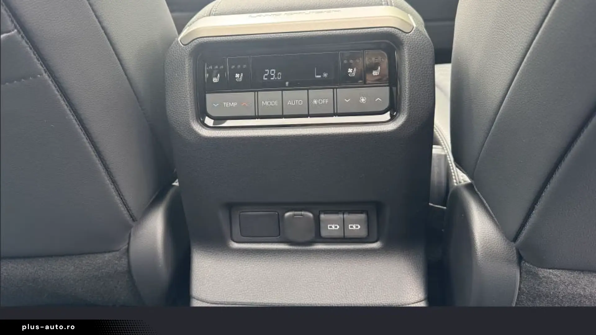 Toyota Land Cruiser 2.8 Mild-Hybrid Lounge Pano