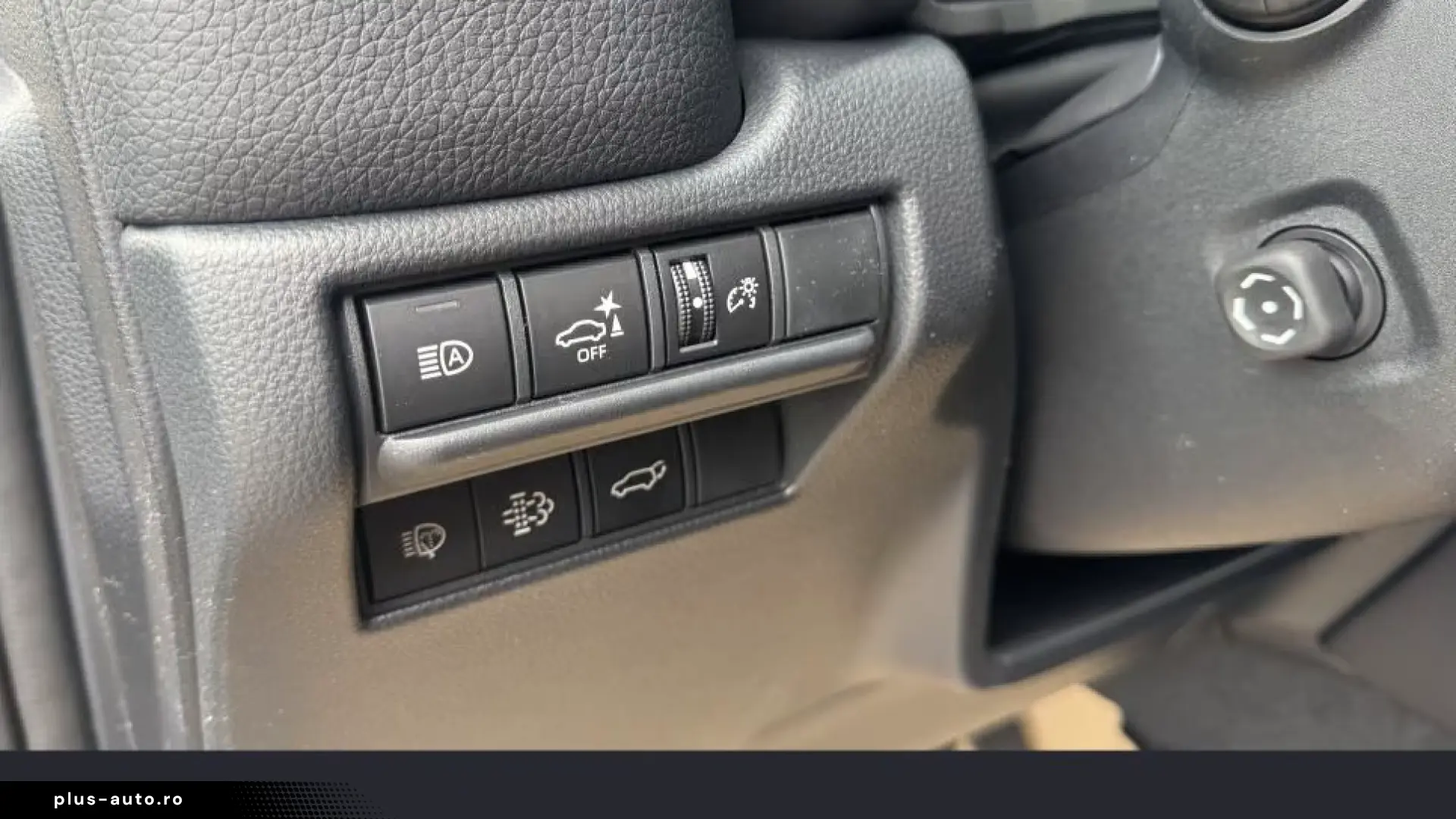 Toyota Land Cruiser 2.8 Mild-Hybrid Lounge Pano