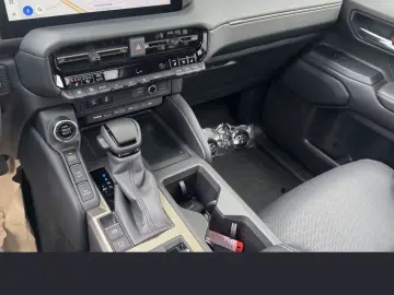 Toyota Land Cruiser 2.8 Mild-Hybrid Lounge Pano
