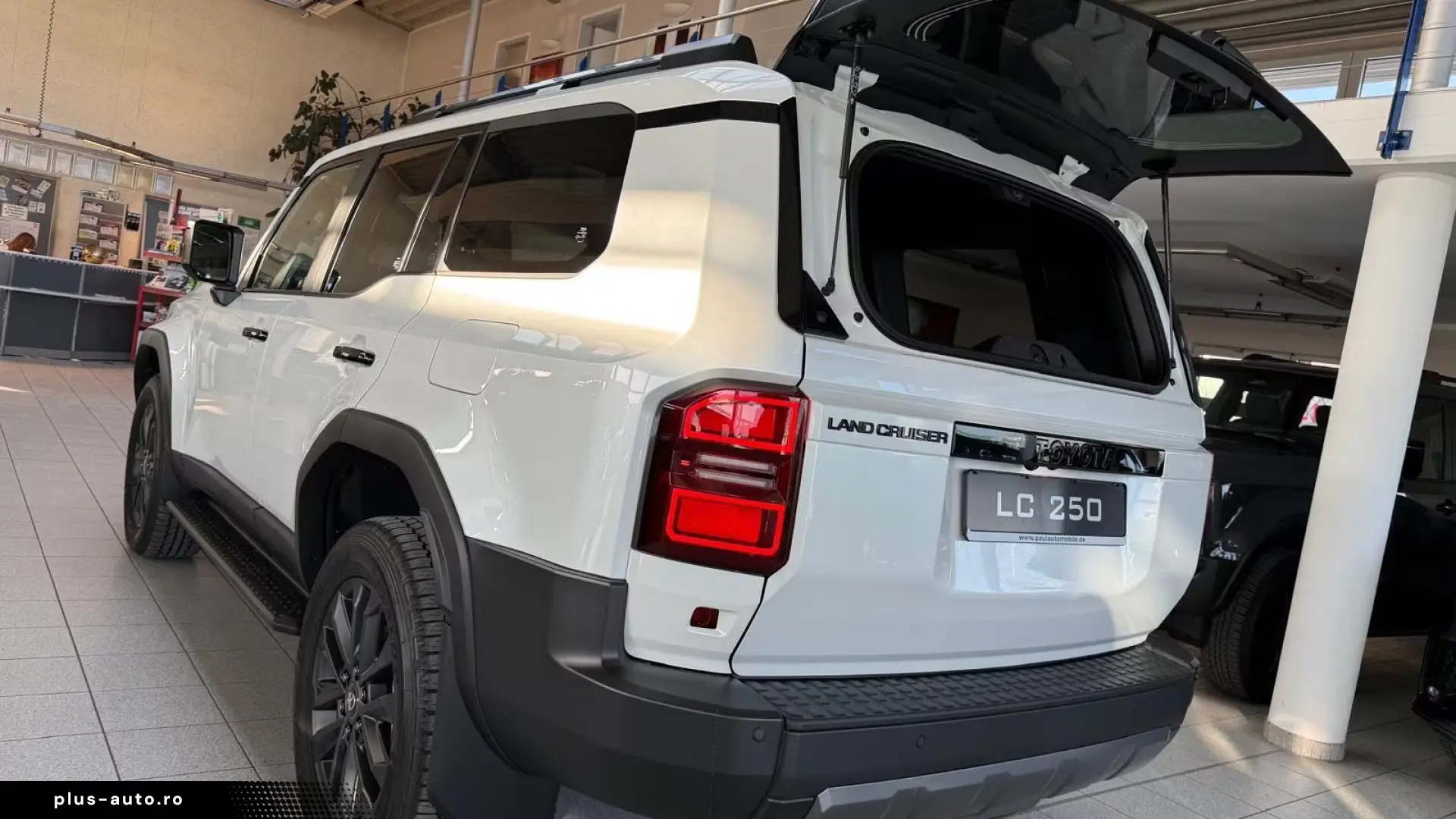 Toyota Land Cruiser LC 250 - LOUNGE-MILD HYBRID