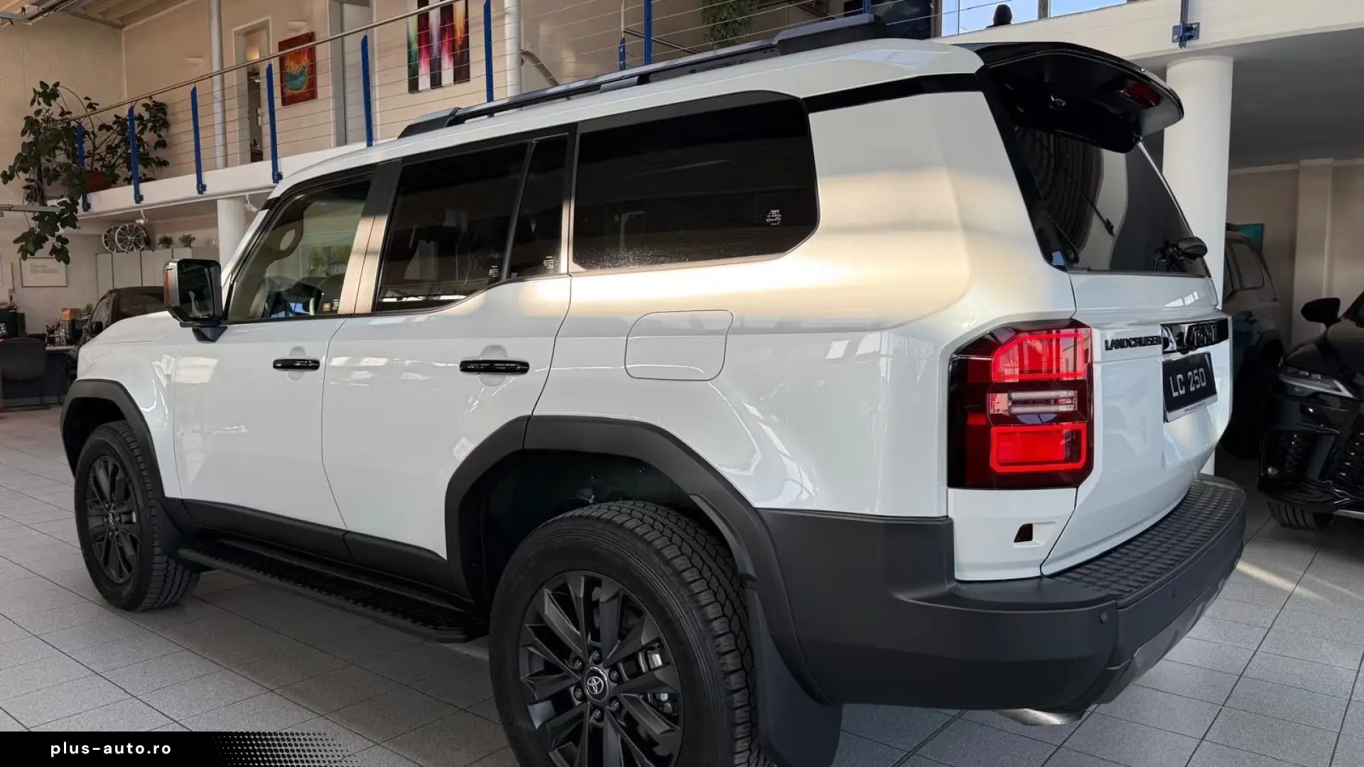 Toyota Land Cruiser LC 250 - LOUNGE-MILD HYBRID