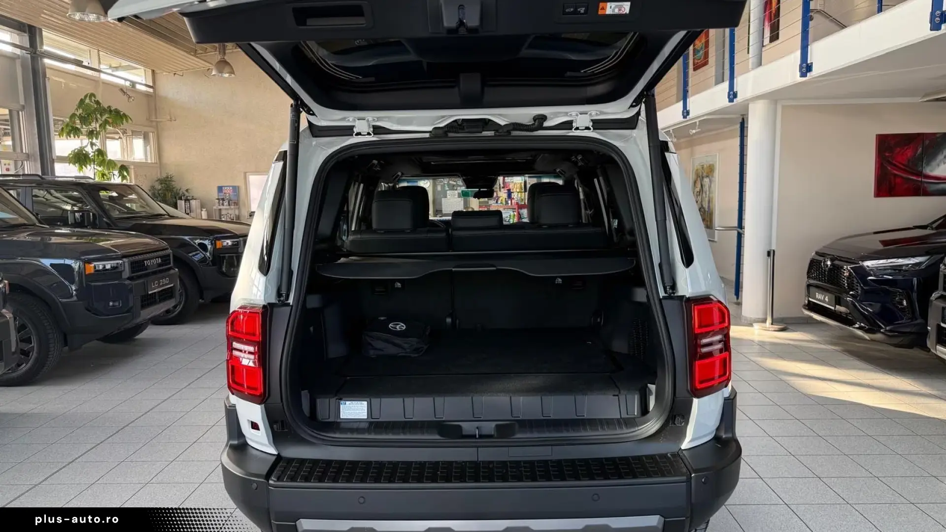 Toyota Land Cruiser LC 250 - LOUNGE-MILD HYBRID