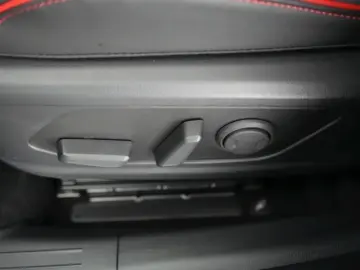 HYUNDAI Tucson FACELIFT PHEV N-LINE 4WD AT LED-SCHW NAVI