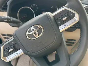 Toyota Land Cruiser LC300 ELEGANCE TwinTURBO