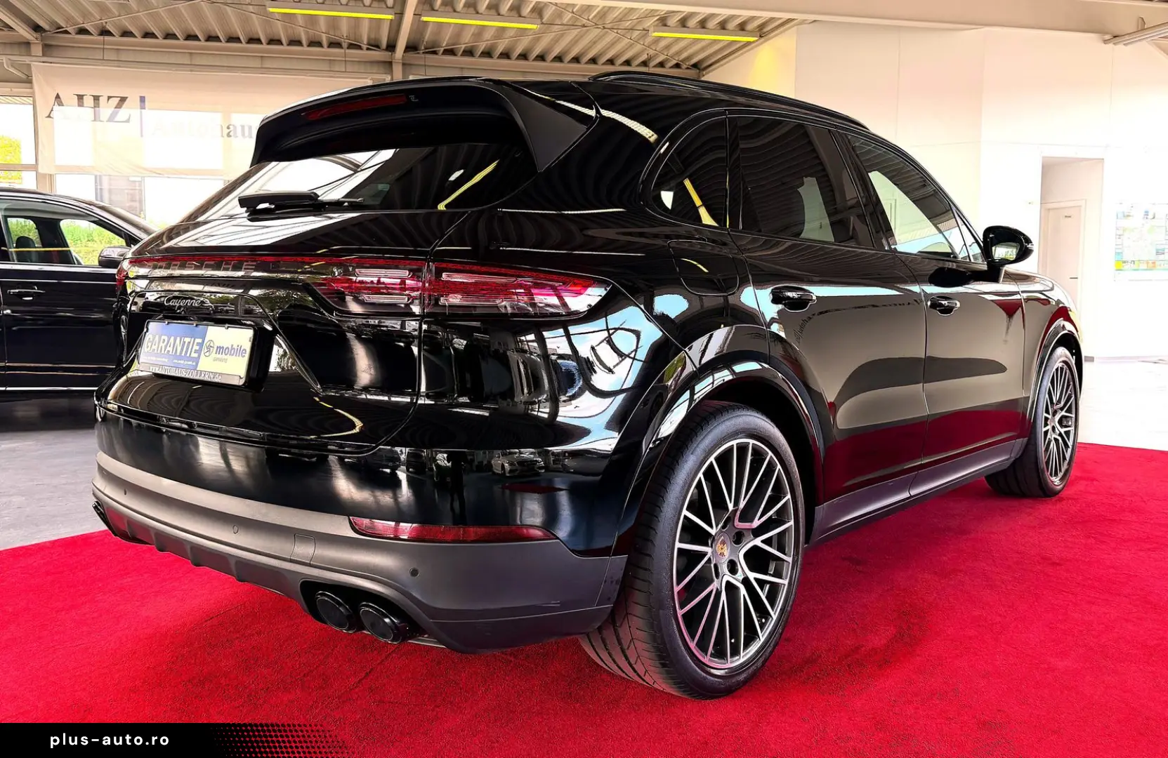 PORSCHE Cayenne Platinum Edition PANO BOSE LUFT RFK