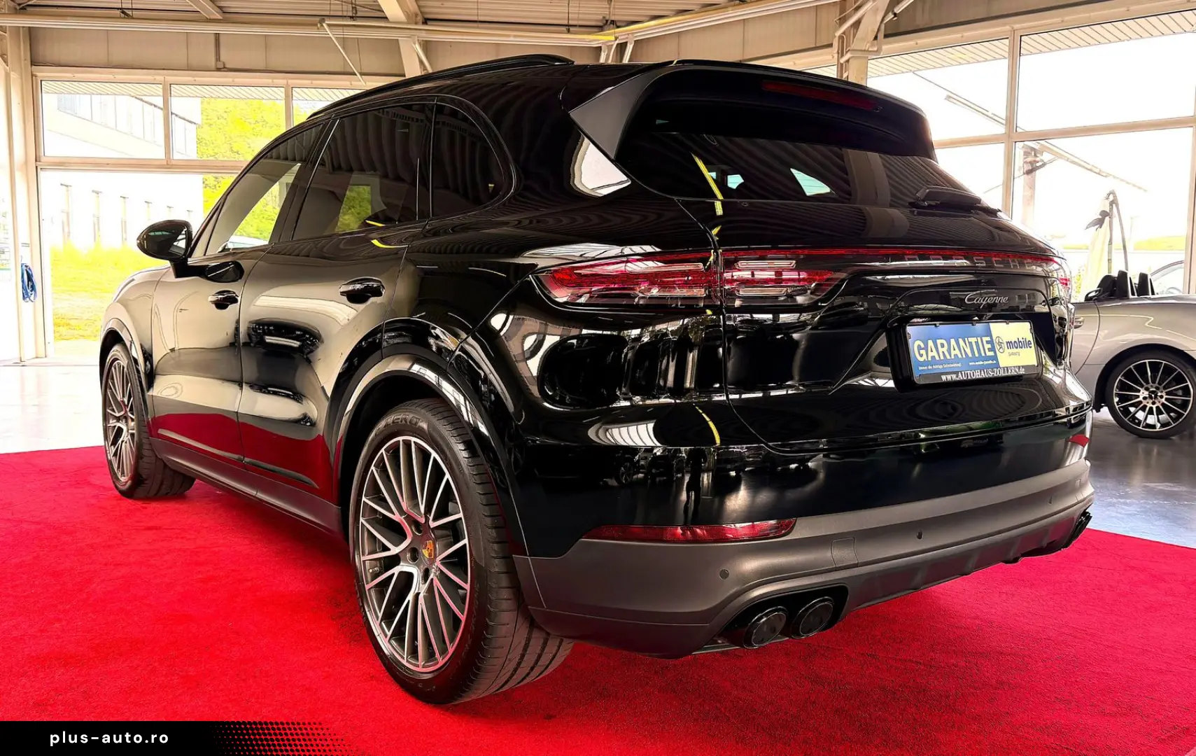 PORSCHE Cayenne Platinum Edition PANO BOSE LUFT RFK
