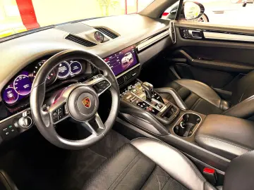 PORSCHE Cayenne Platinum Edition PANO BOSE LUFT RFK