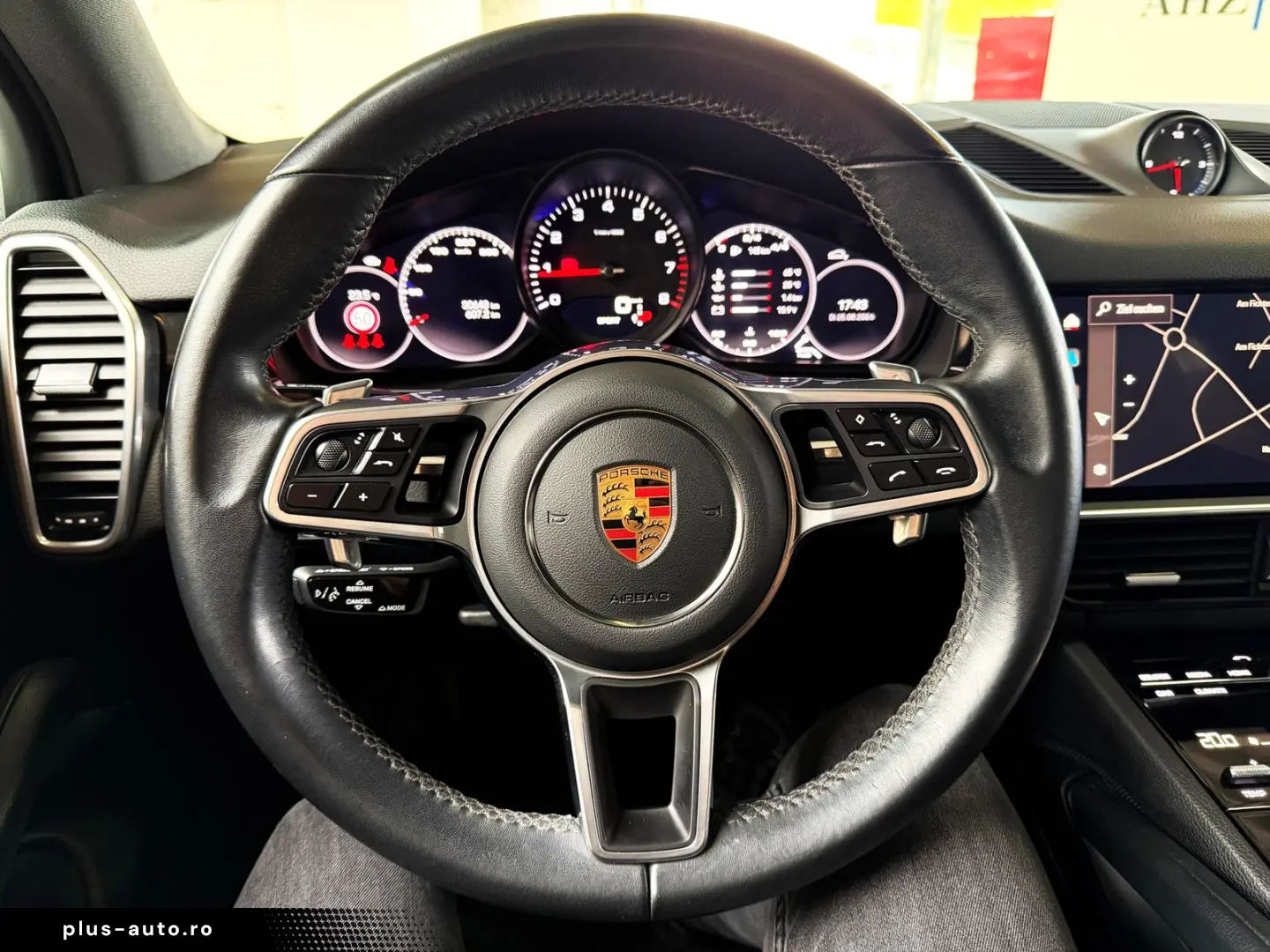 PORSCHE Cayenne Platinum Edition PANO BOSE LUFT RFK