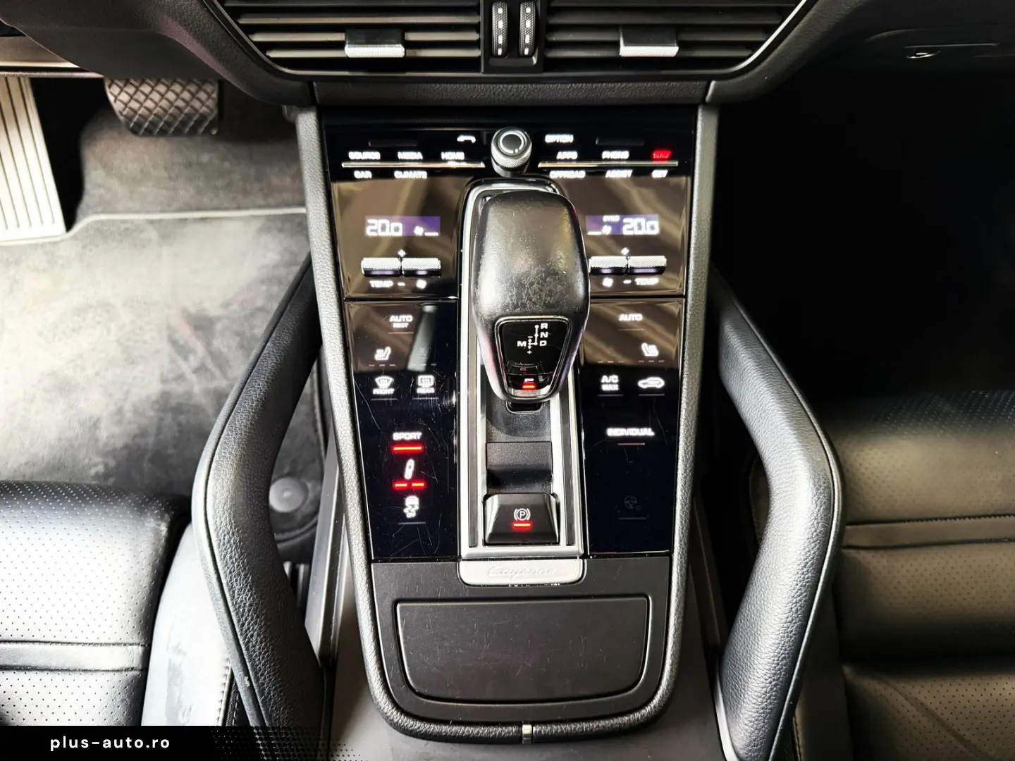 PORSCHE Cayenne Platinum Edition PANO BOSE LUFT RFK