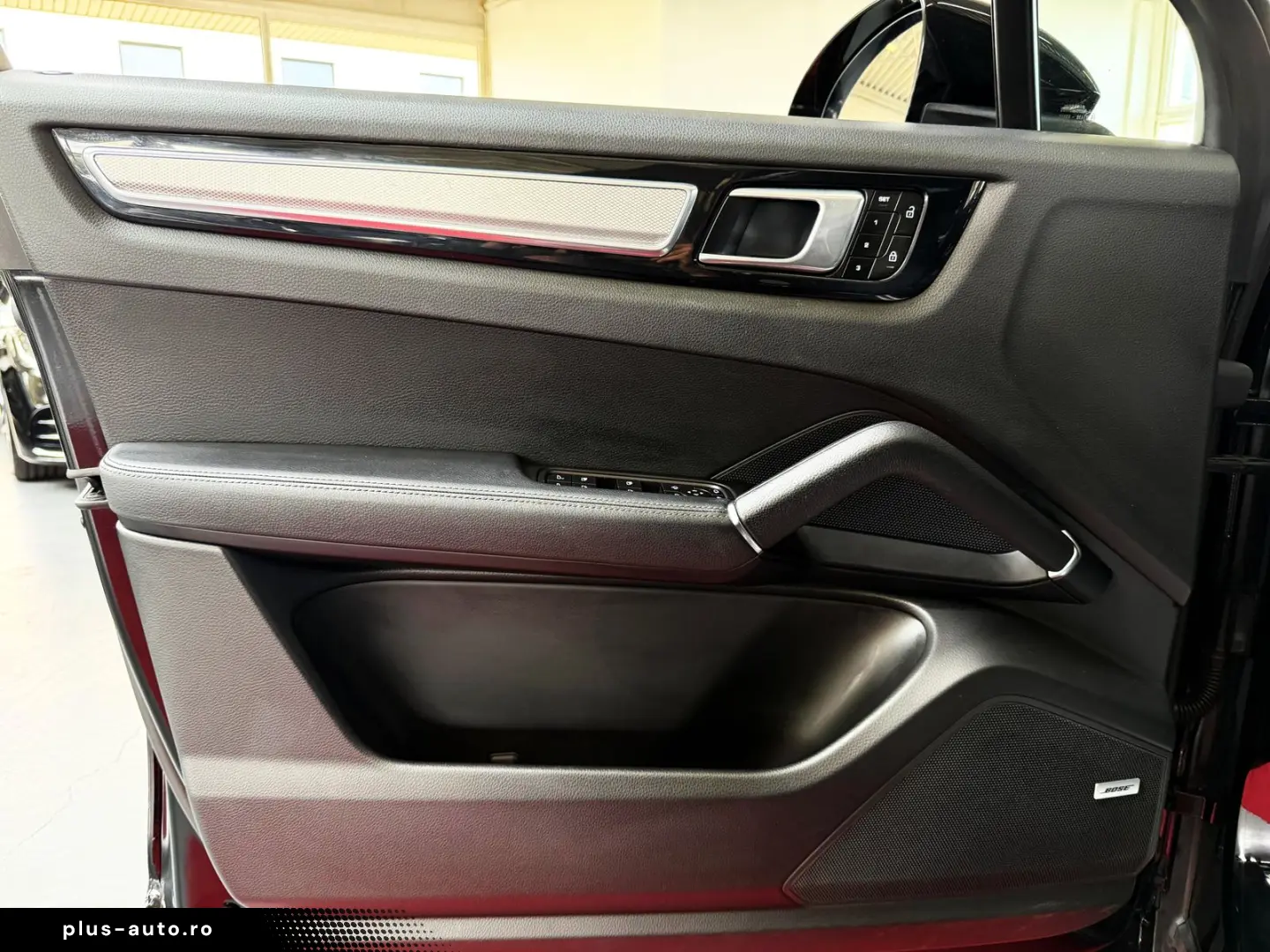 PORSCHE Cayenne Platinum Edition PANO BOSE LUFT RFK
