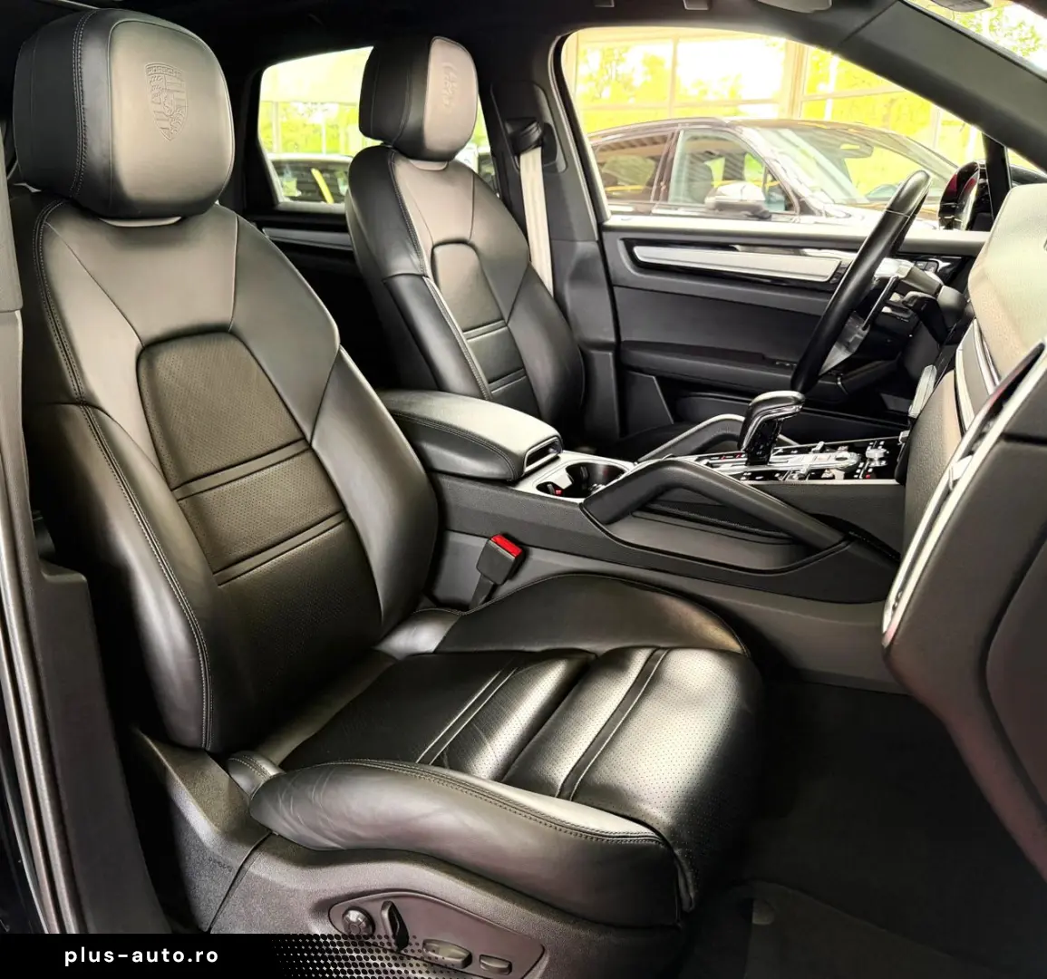 PORSCHE Cayenne Platinum Edition PANO BOSE LUFT RFK