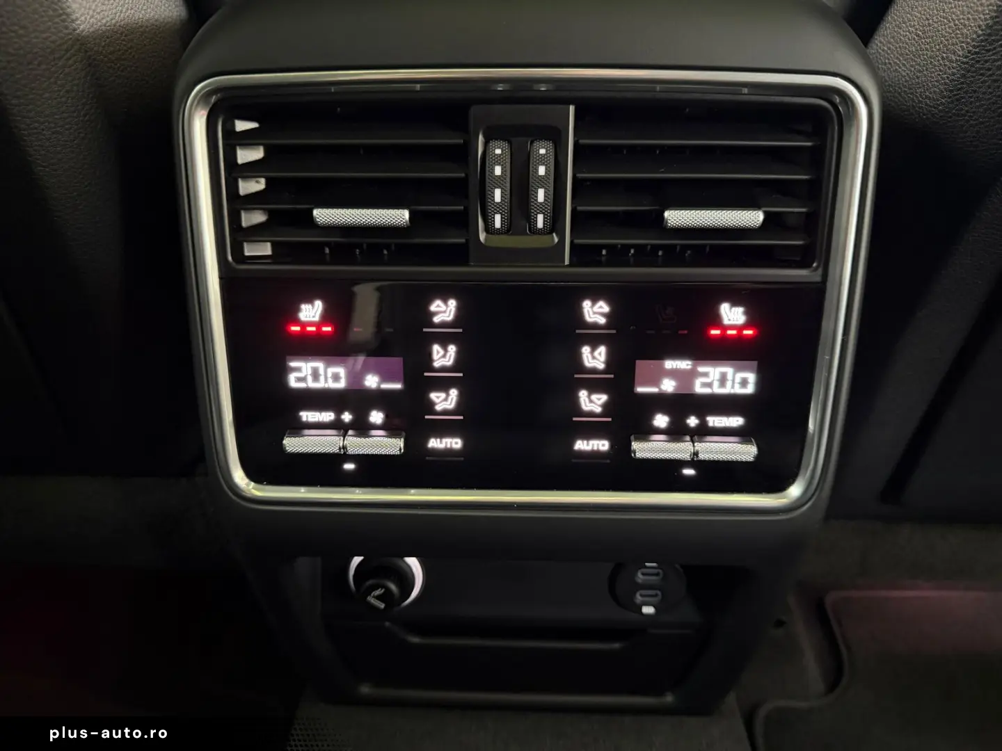 PORSCHE Cayenne Platinum Edition PANO BOSE LUFT RFK