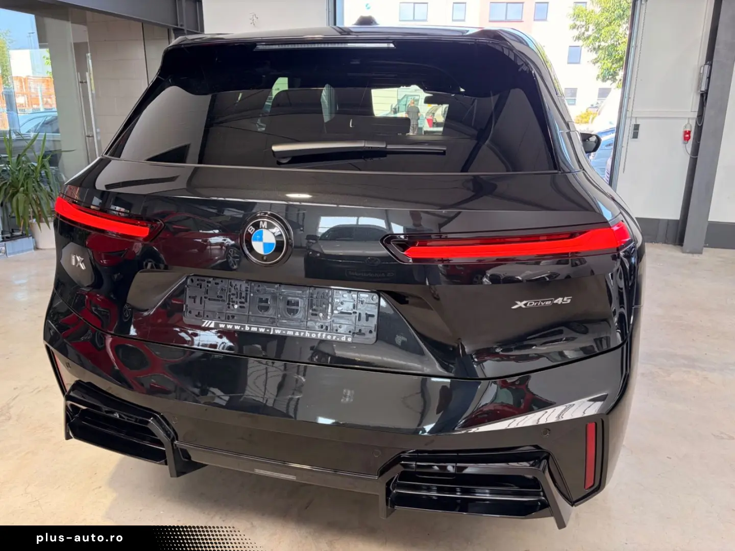 BMW iX xDrive45 MSport 22Z M AerodynamikrädLuftfeder