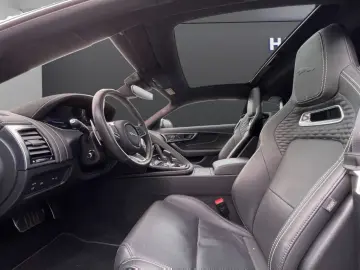 JAGUAR F-Type Coupe P300 R-Dyn. Black