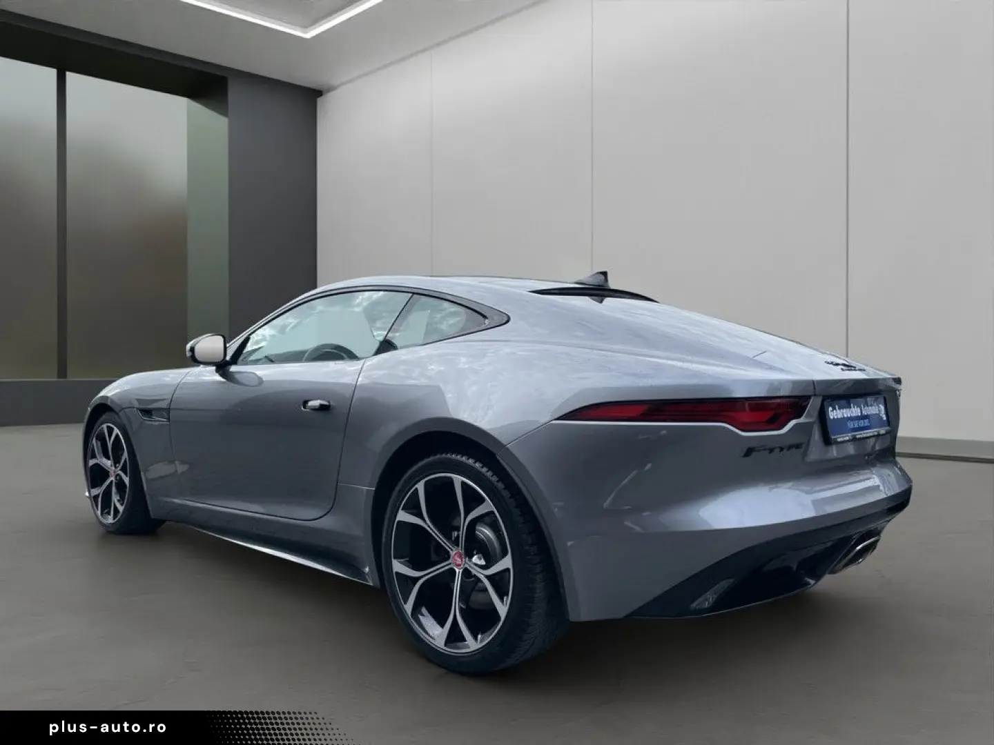 JAGUAR F-Type Coupe P300 R-Dyn. Black