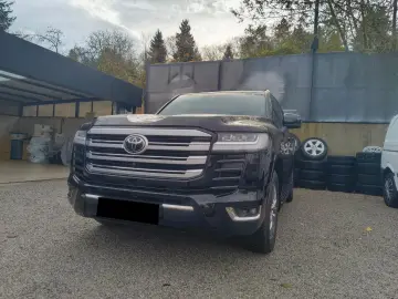 Toyota Land Cruiser LC300 PREMIUM MY2027