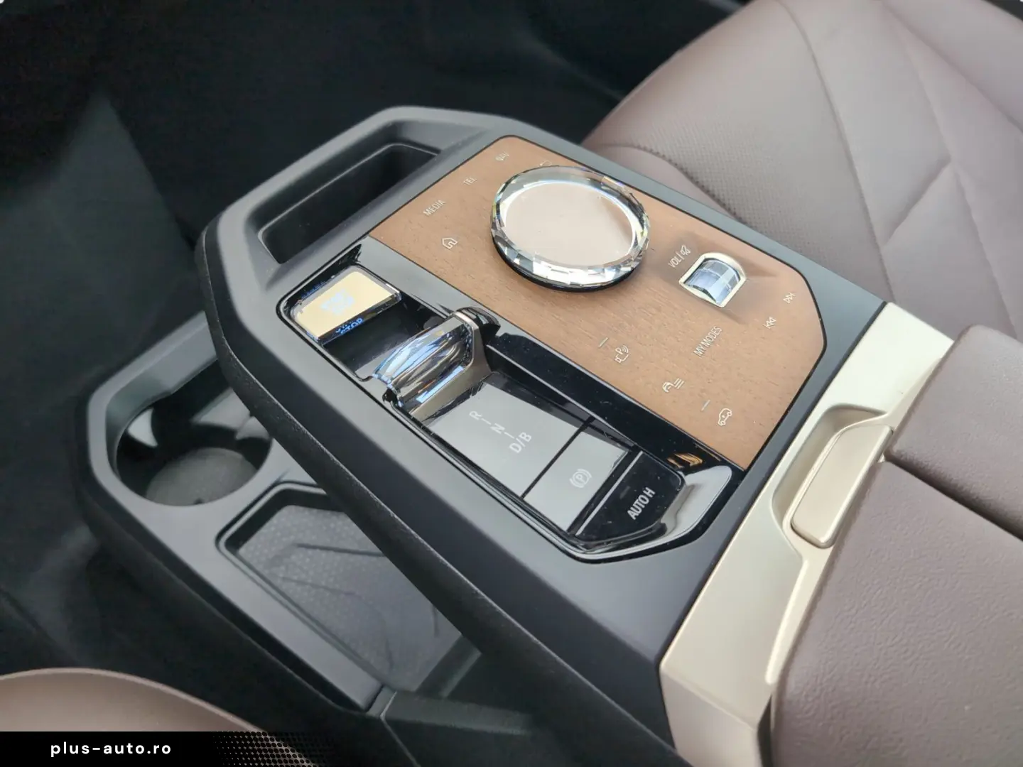BMW iX M60 Bowers & Wilkins