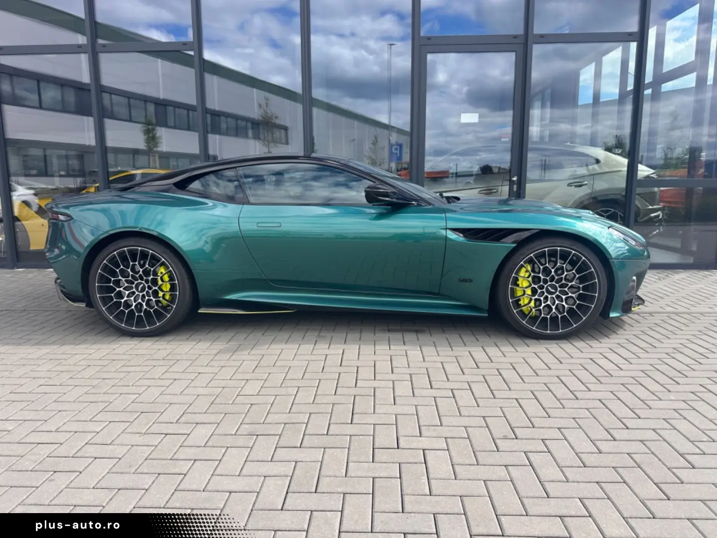 ASTON MARTIN DBS 5.2 V12 770 Ultimate PPF  full B&O