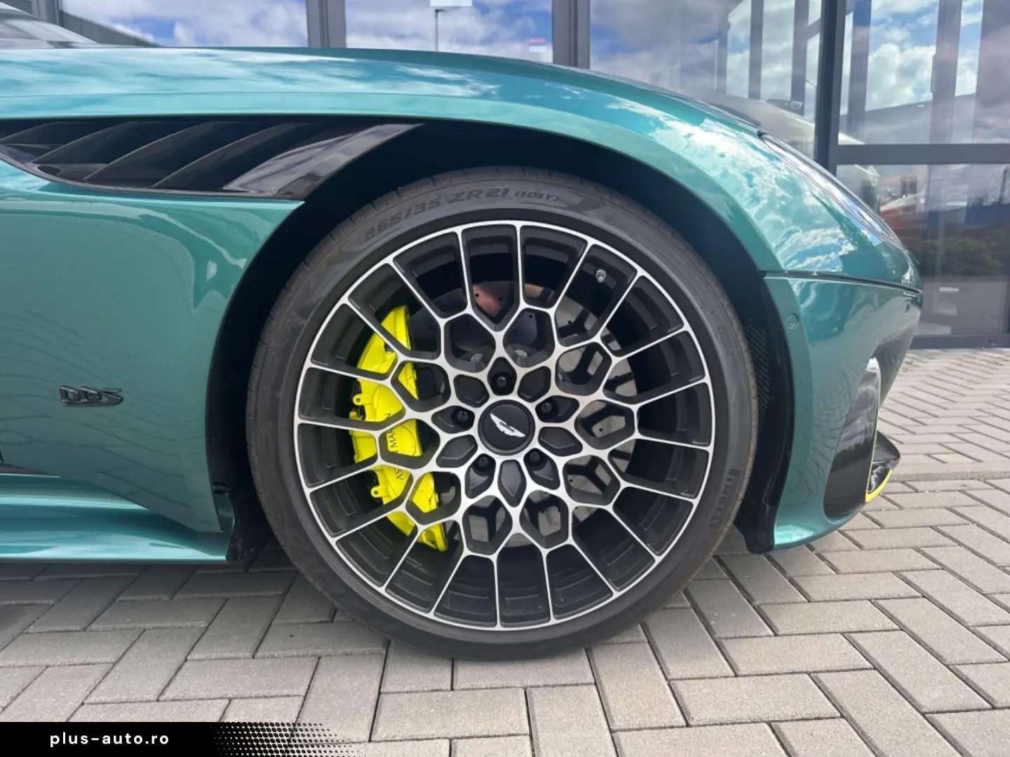 ASTON MARTIN DBS 5.2 V12 770 Ultimate PPF  full B&O