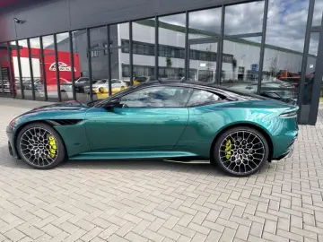 ASTON MARTIN DBS 5.2 V12 770 Ultimate PPF  full B&O