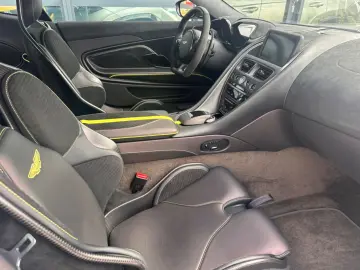 ASTON MARTIN DBS 5.2 V12 770 Ultimate PPF  full B&O
