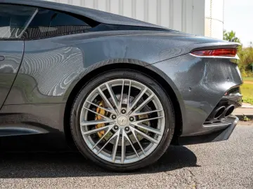 ASTON MARTIN DBS 5.2 V12.TITANIUM ABGASANLAGE.B&O