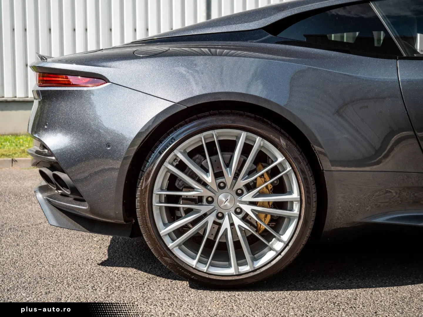 ASTON MARTIN DBS 5.2 V12.TITANIUM ABGASANLAGE.B&O