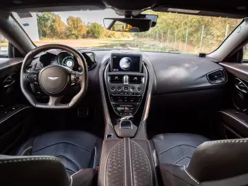 ASTON MARTIN DBS 5.2 V12.TITANIUM ABGASANLAGE.B&O