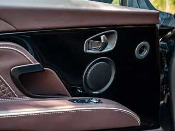 ASTON MARTIN DBS 5.2 V12.TITANIUM ABGASANLAGE.B&O
