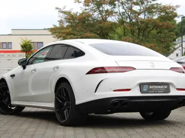 MERCEDES-BENZ AMG GT 43 4Matic