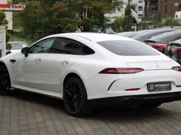 MERCEDES-BENZ AMG GT 43 4Matic